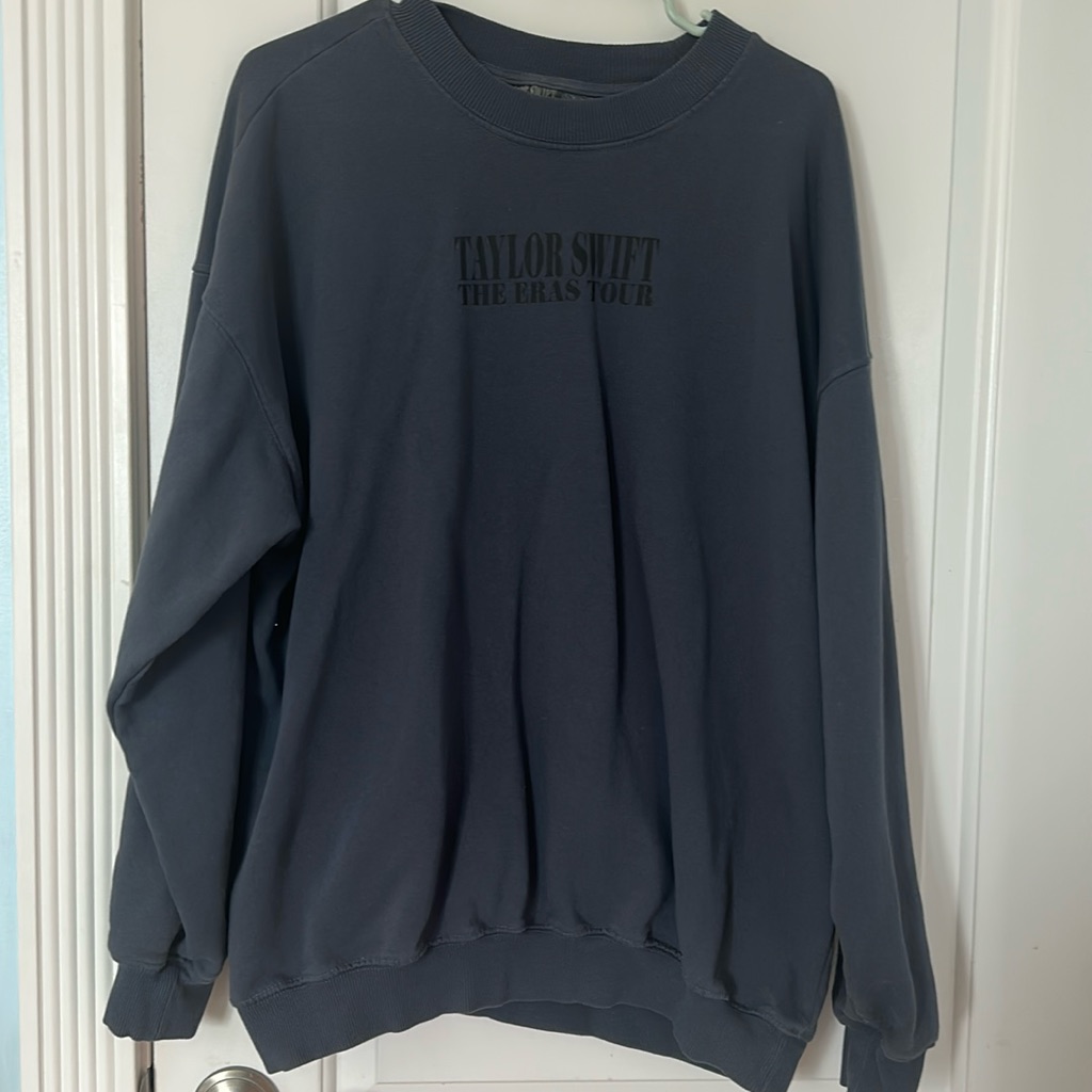 Taylor Swift Crewneck Taylor Swift Crewneck